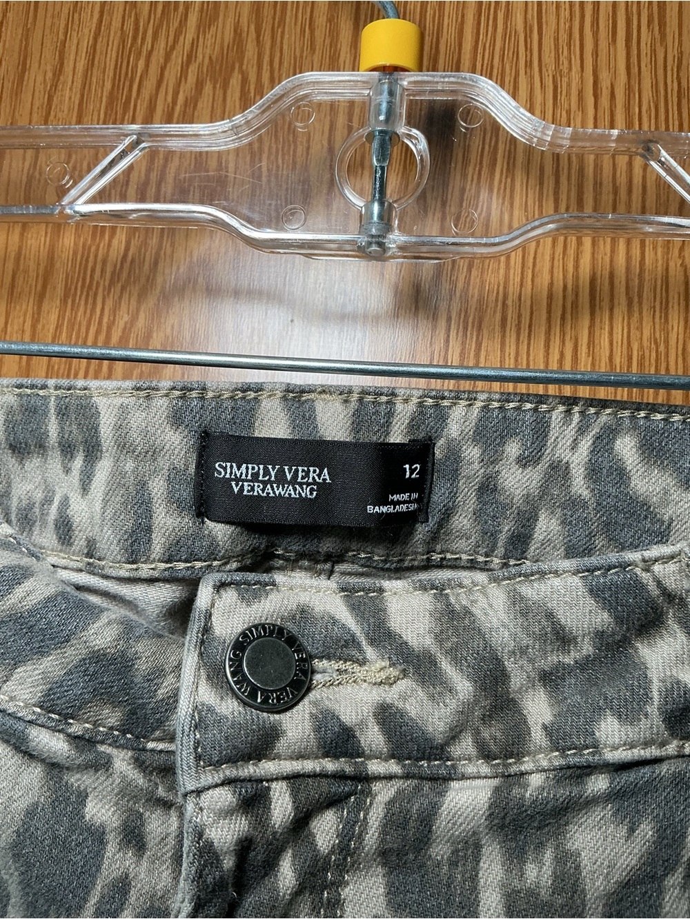 Simply Vera Vera Wang Leopard Print Wide Leg Jeans Size 12 - Picture 3 of 4